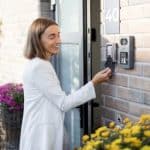 Установка домофонов как инвестиция в безопасность и спокойствие жильцов